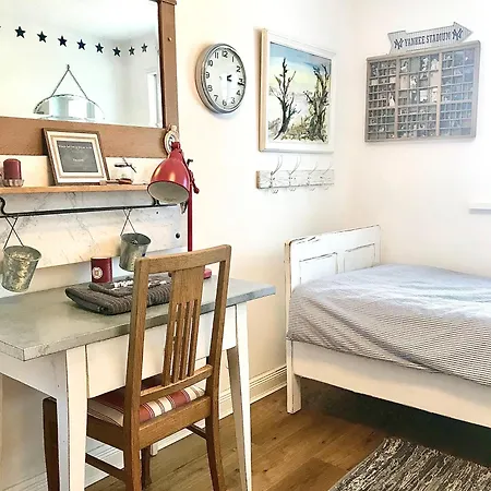 Charming Home&gardens In Privatunterkunft *
